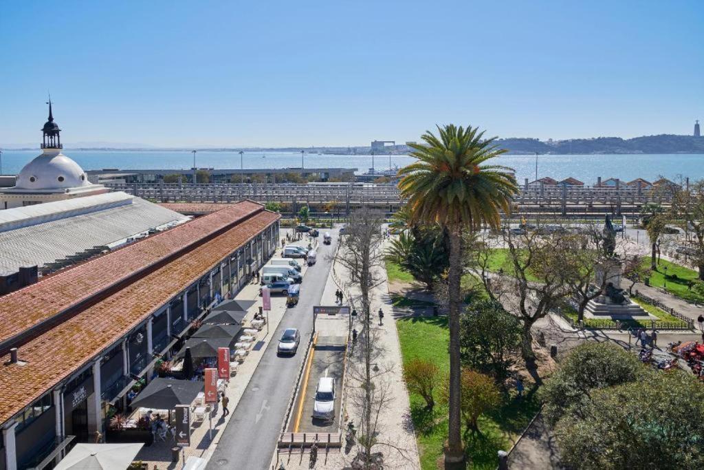 Modern Roof View Apartment Lisbon