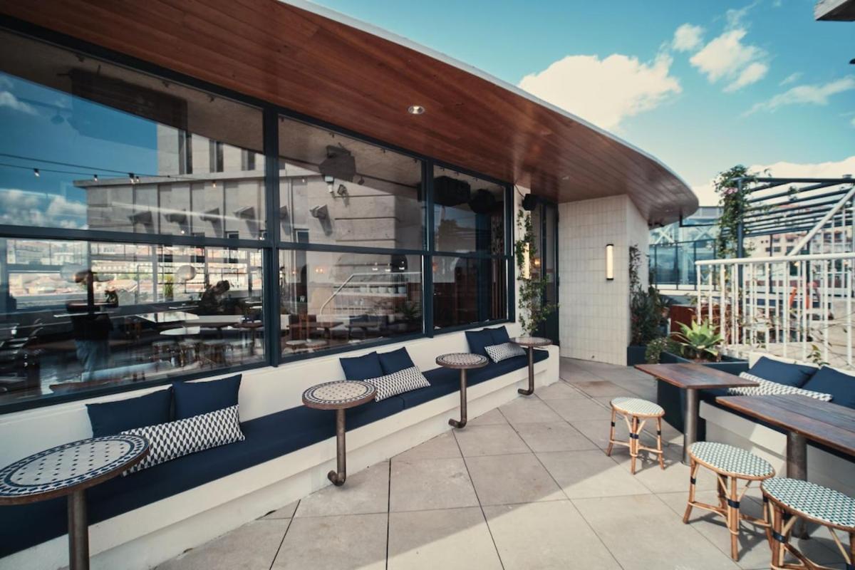 Modern Roof View Apartment *