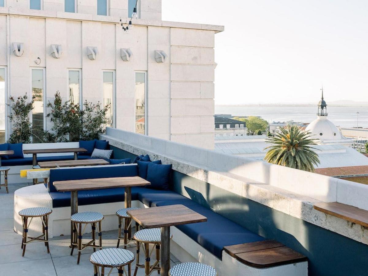 Modern Roof View *